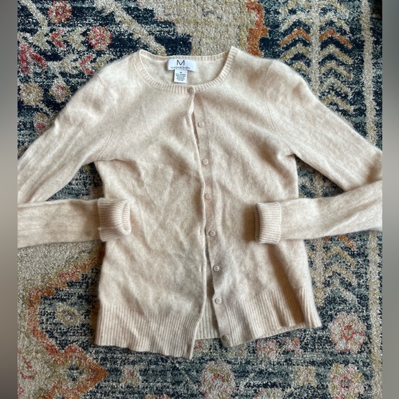 Magaschoni Sweaters - Magaschoni Women's 100% Cashmere Sweater Button Down Medium